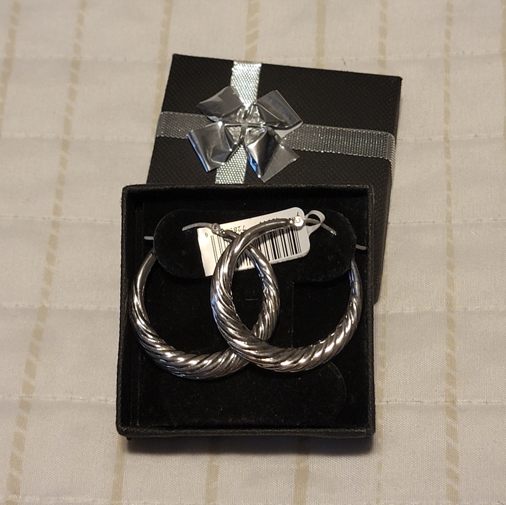NWT! 925 Sterling Silver Earrings